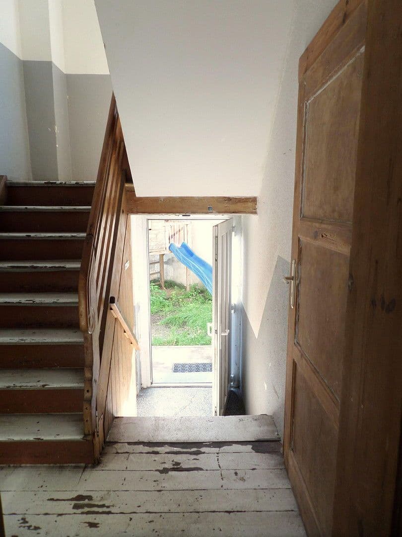 Predaj domu 157 m², pozemek 341 m², Lauchhammer, Brandenbursko Predaj domu 157 m², pozemek 341 m², Lauchhammer, Brandenbursko