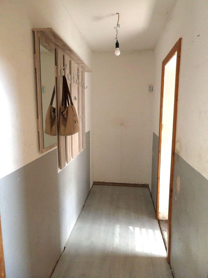 Predaj domu 157 m², pozemek 341 m², Lauchhammer, Brandenbursko Predaj domu 157 m², pozemek 341 m², Lauchhammer, Brandenbursko