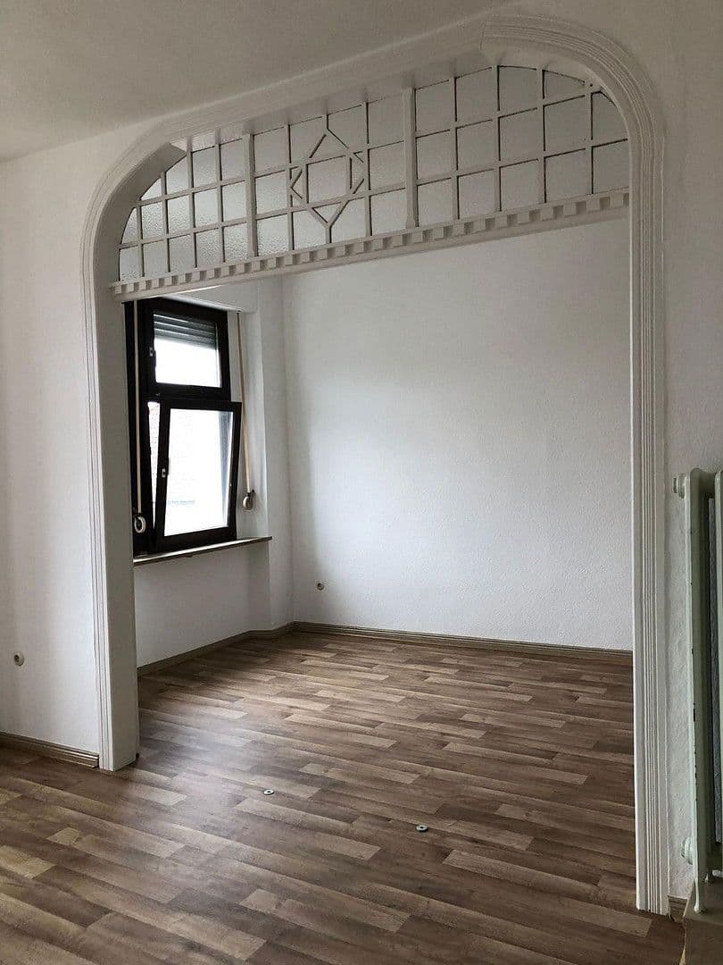 Predaj domu 490 m², pozemek 400 m², Markt 2, Bad Rodach, Bavorsko Predaj domu 490 m², pozemek 400 m², Markt 2, Bad Rodach, Bavorsko