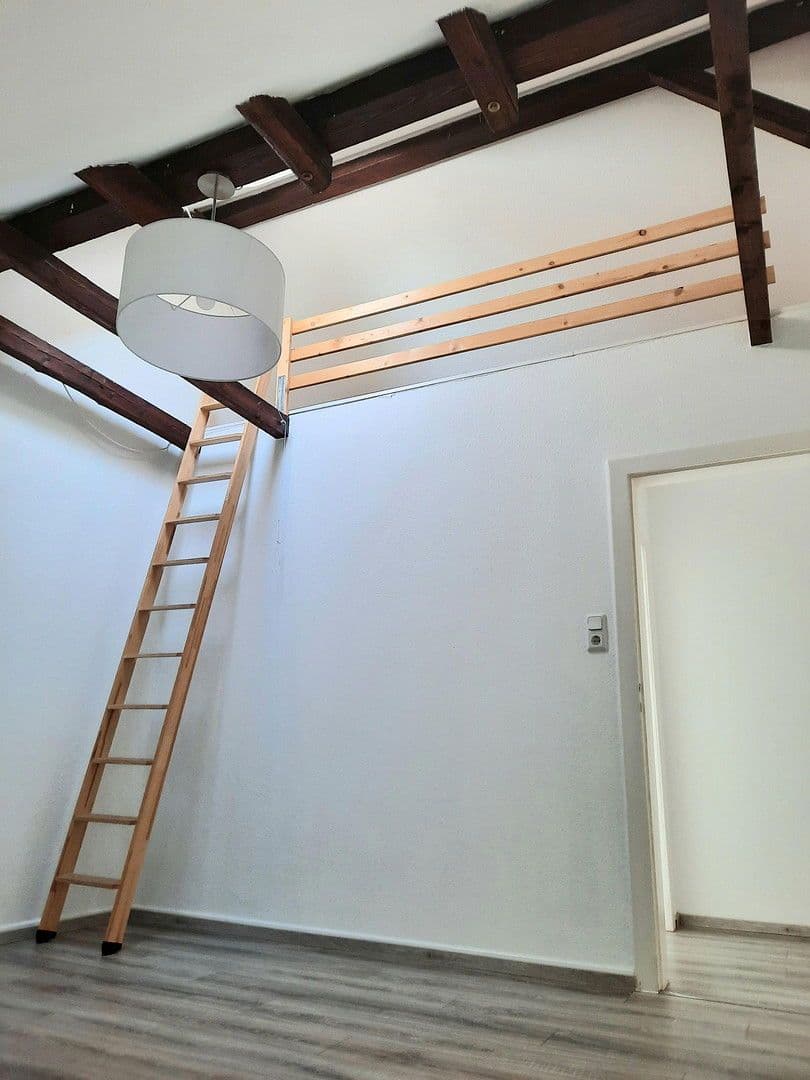 Prenájom bytu 3-izbový 83 m², Meerbusch, Severné Porýnie - Westfálsko Prenájom bytu 3-izbový 83 m², Meerbusch, Severné Porýnie - Westfálsko