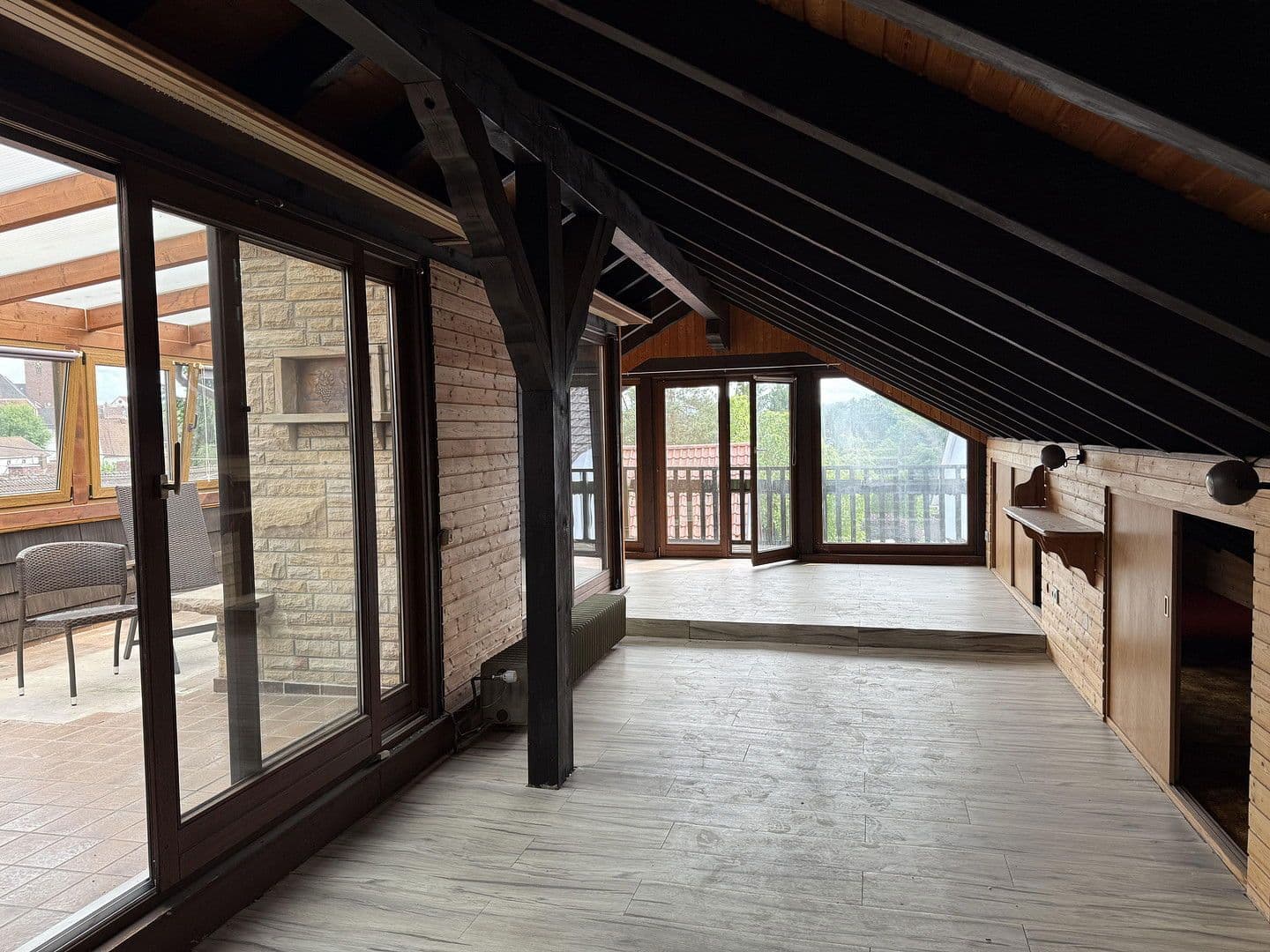 Predaj domu 165 m², pozemek 250 m², Esthal, Porýnie-Falcko Predaj domu 165 m², pozemek 250 m², Esthal, Porýnie-Falcko