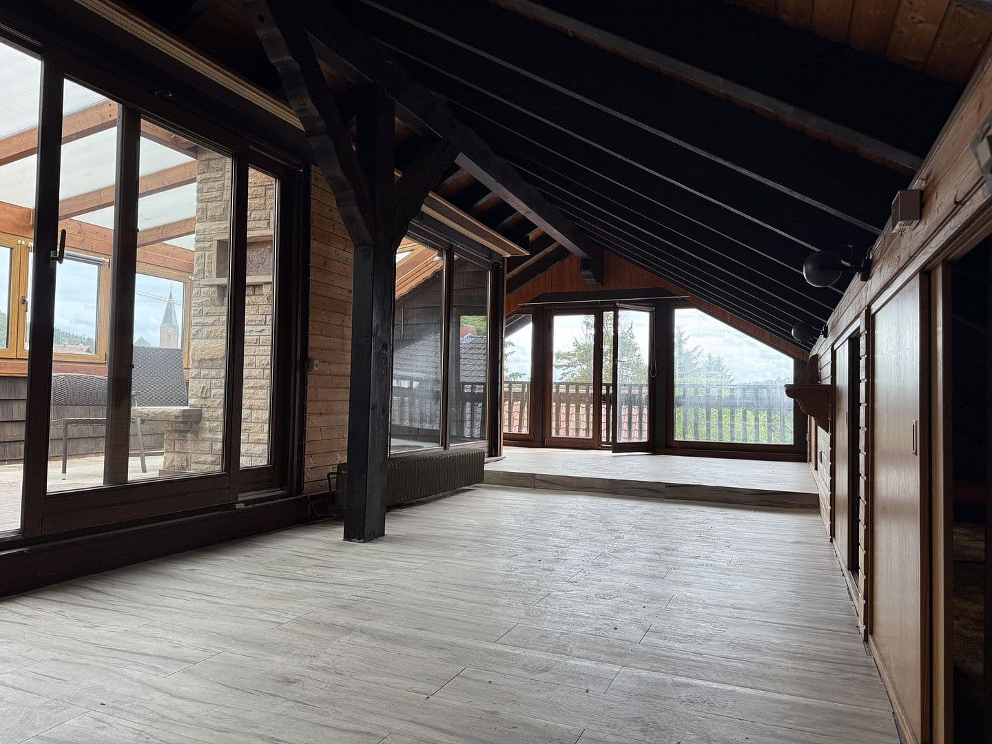 Predaj domu 165 m², pozemek 250 m², Esthal, Porýnie-Falcko Predaj domu 165 m², pozemek 250 m², Esthal, Porýnie-Falcko