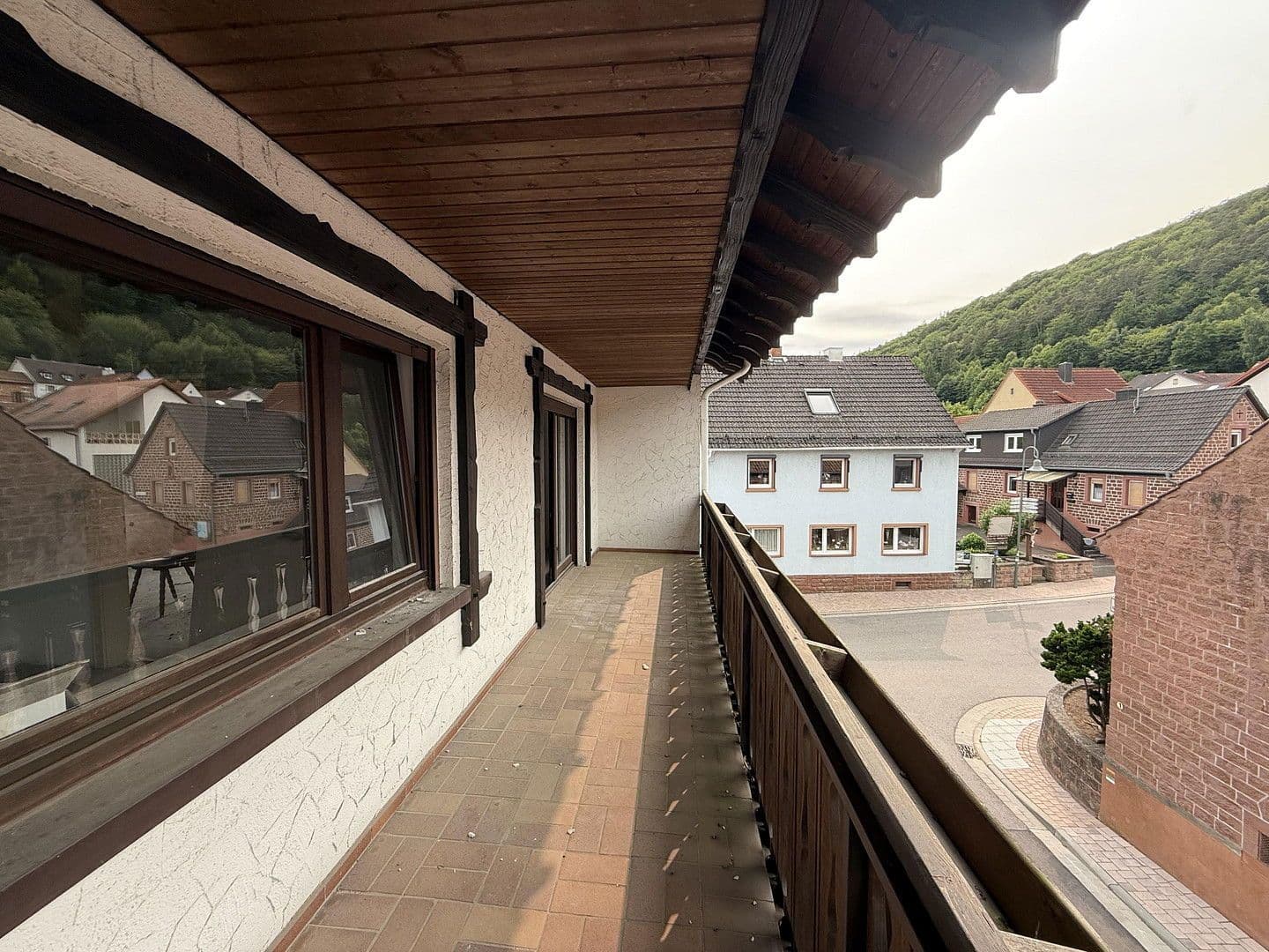 Predaj domu 165 m², pozemek 250 m², Esthal, Porýnie-Falcko Predaj domu 165 m², pozemek 250 m², Esthal, Porýnie-Falcko