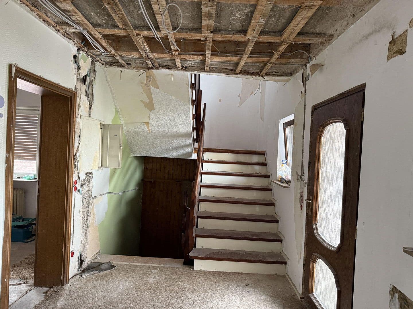 Predaj domu 165 m², pozemek 250 m², Esthal, Porýnie-Falcko Predaj domu 165 m², pozemek 250 m², Esthal, Porýnie-Falcko