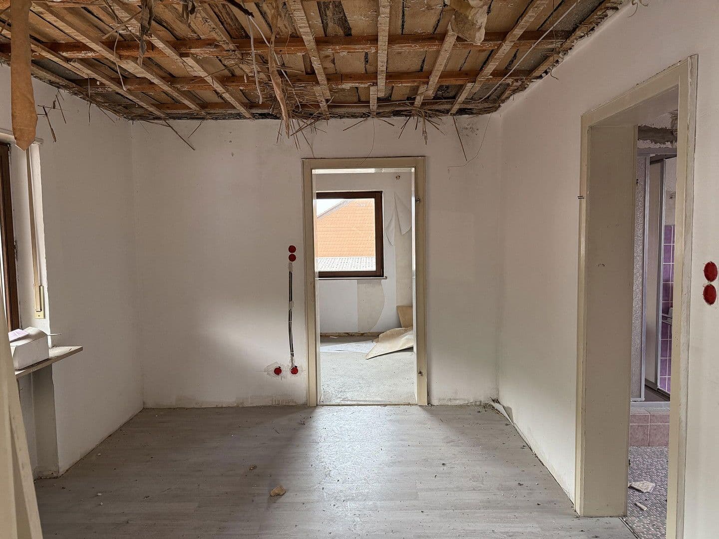 Predaj domu 165 m², pozemek 250 m², Esthal, Porýnie-Falcko Predaj domu 165 m², pozemek 250 m², Esthal, Porýnie-Falcko