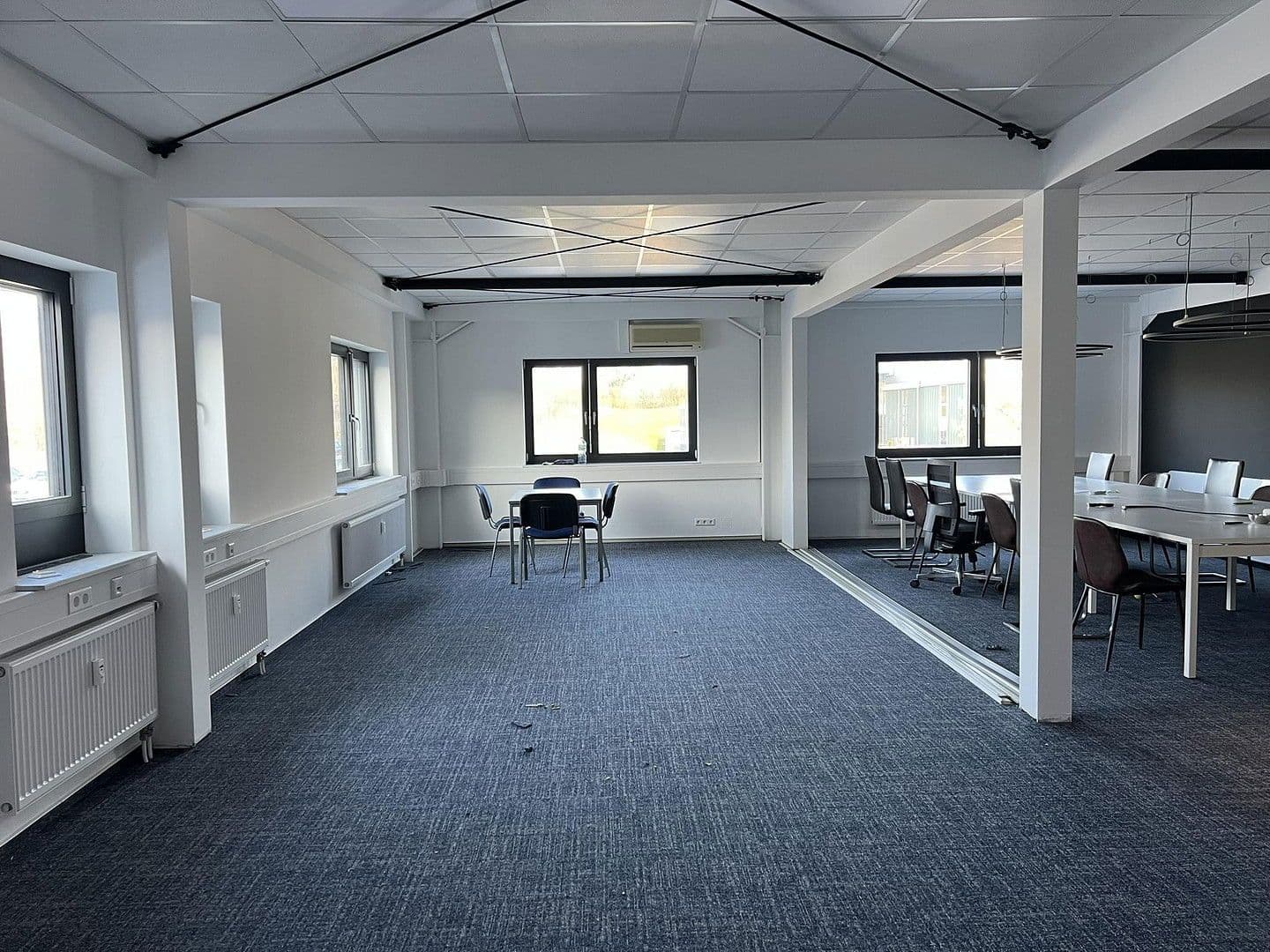 Prenájom kancelárie 95 m², Göppingen, Bádensko-Wurttembersko Prenájom kancelárie 95 m², Göppingen, Bádensko-Wurttembersko