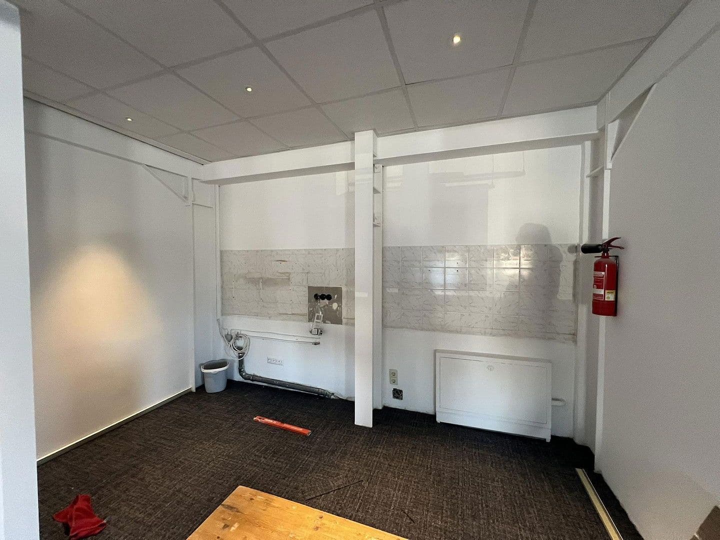 Prenájom kancelárie 95 m², Göppingen, Bádensko-Wurttembersko Prenájom kancelárie 95 m², Göppingen, Bádensko-Wurttembersko