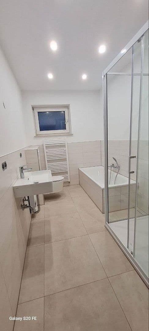 Prenájom bytu 4-izbový 84 m², Paderborn, Severné Porýnie - Westfálsko Prenájom bytu 4-izbový 84 m², Paderborn, Severné Porýnie - Westfálsko