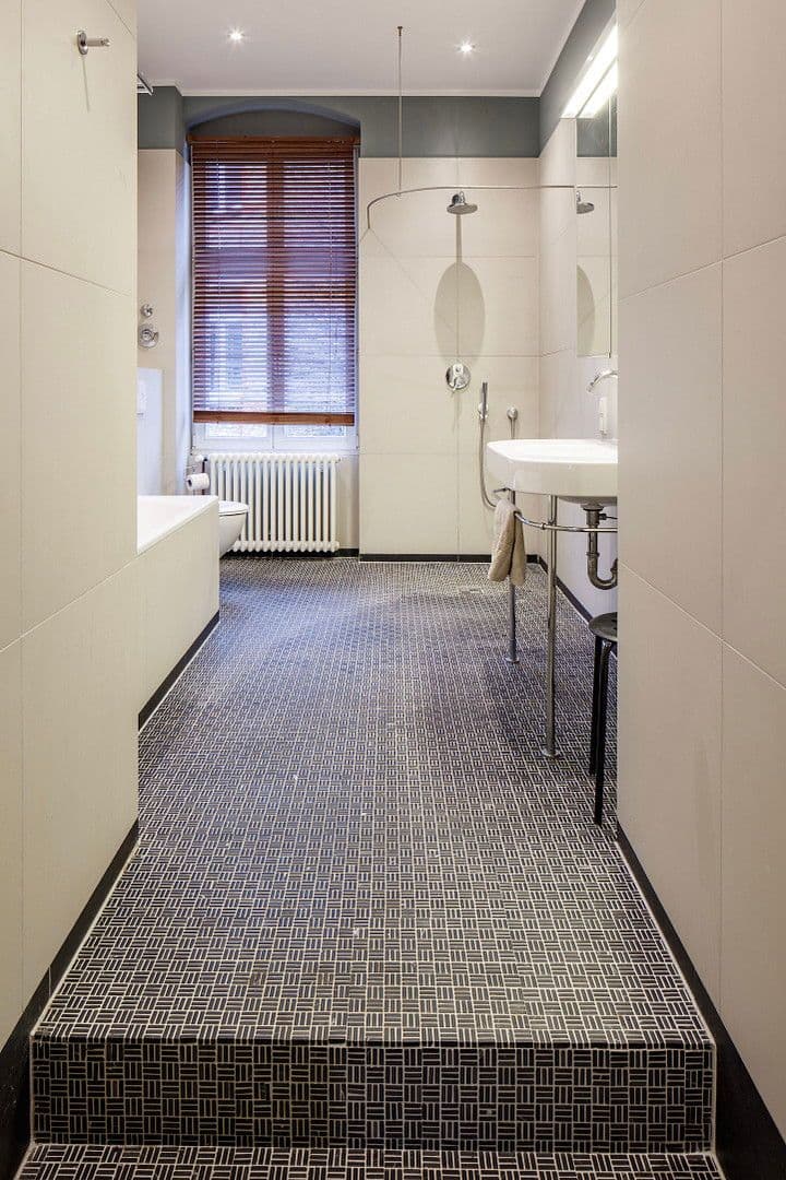 Predaj bytu 3-izbový 96 m², Berlin, Berlín Predaj bytu 3-izbový 96 m², Berlin, Berlín