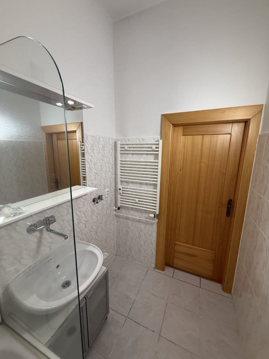 Predaj bytu 2-izbový 69 m², Sladkovského, Pardubice, Pardubický kraj Predaj bytu 2-izbový 69 m², Sladkovského, Pardubice, Pardubický kraj