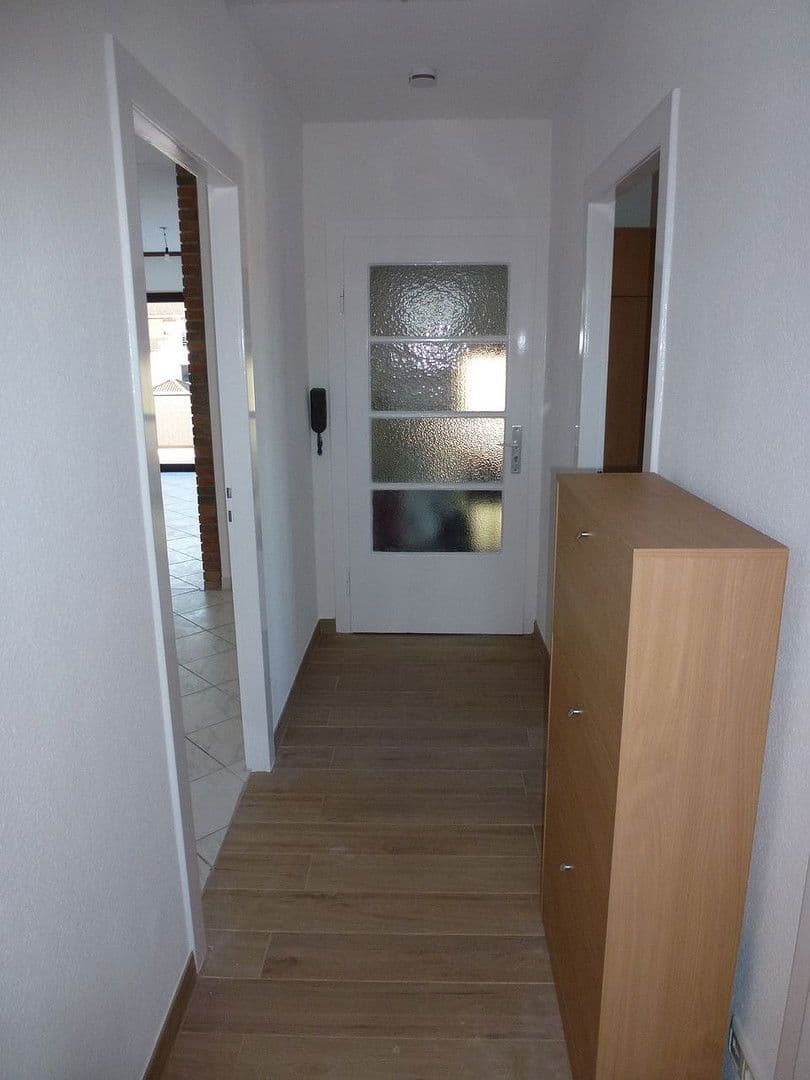 Prenájom bytu 2-izbový 70 m², Kelsterbach, Hesensko Prenájom bytu 2-izbový 70 m², Kelsterbach, Hesensko