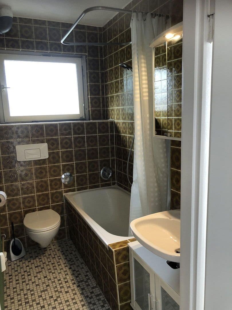 Prenájom bytu 2-izbový 70 m², Kelsterbach, Hesensko Prenájom bytu 2-izbový 70 m², Kelsterbach, Hesensko