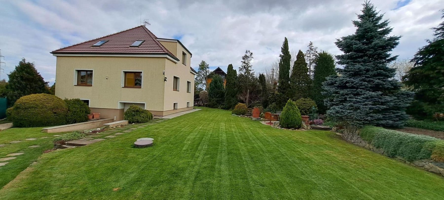 Predaj domu 127 m², pozemek 1.350 m², Kralupská, Statenice, Středočeský kraj Predaj domu 127 m², pozemek 1.350 m², Kralupská, Statenice, Středočeský kraj