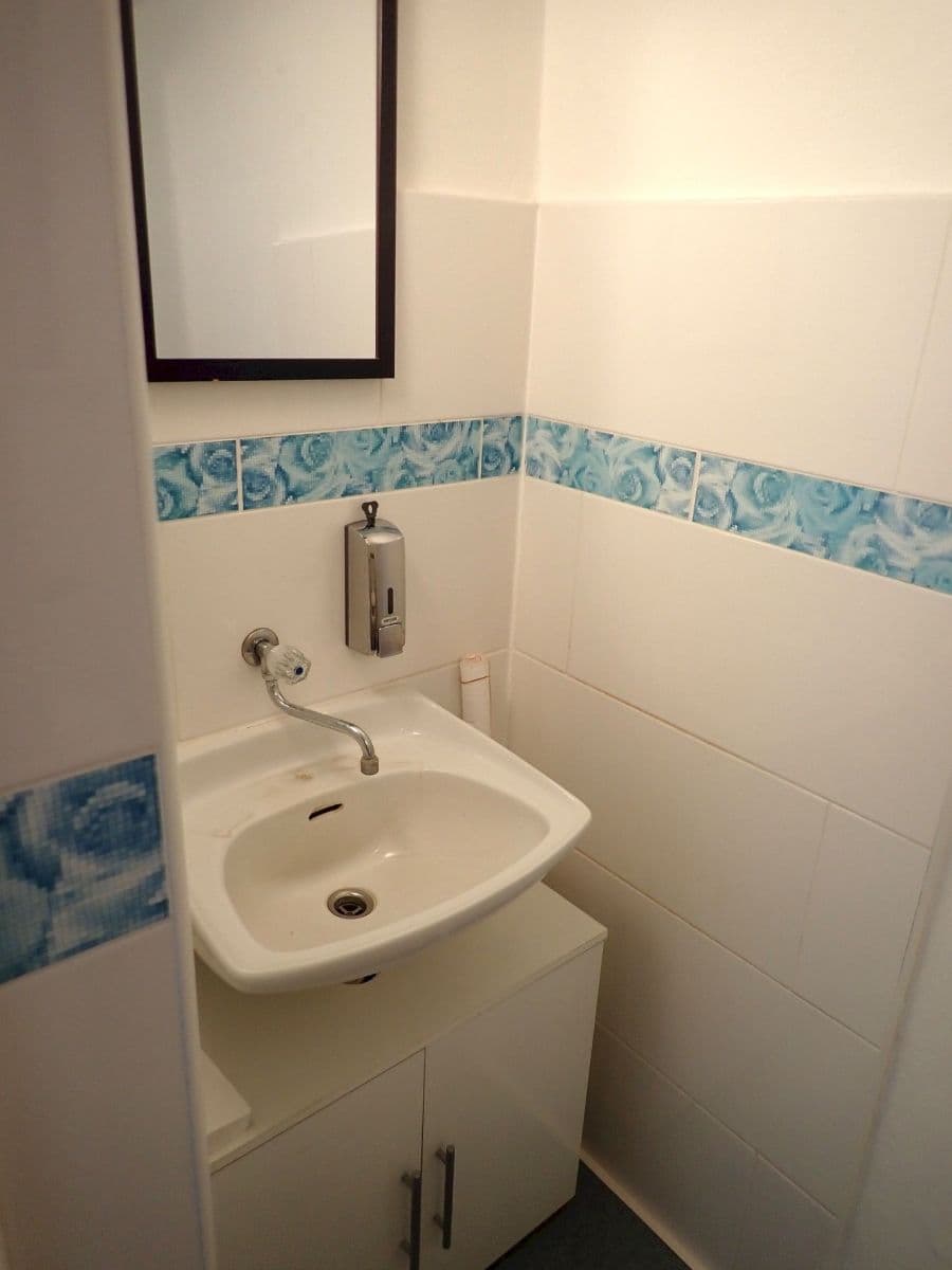 Prenájom kancelárie 44 m², Výstavní, Ostrava, Moravskoslezský kraj Prenájom kancelárie 44 m², Výstavní, Ostrava, Moravskoslezský kraj