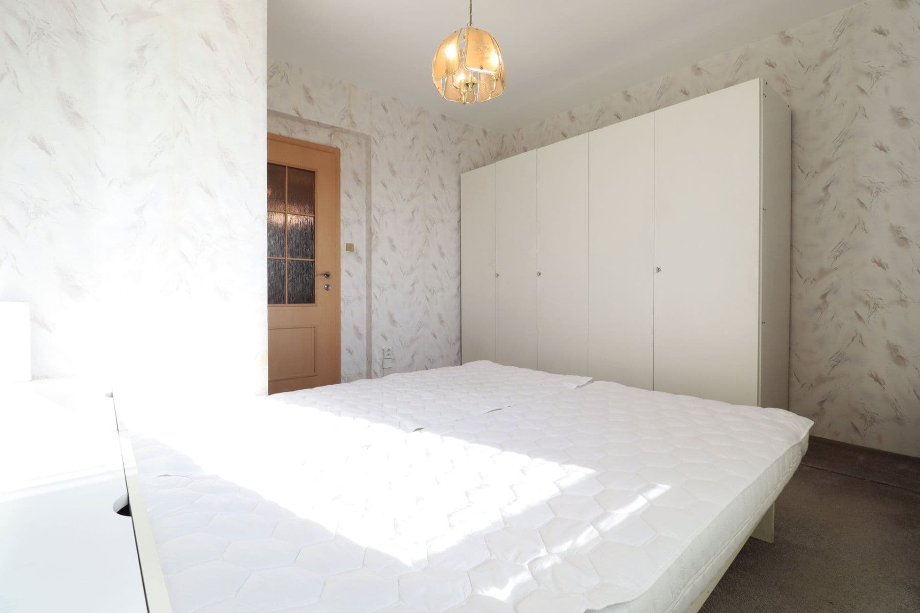 Prenájom bytu 3-izbový 70 m², Estonská, Kladno, Středočeský kraj Prenájom bytu 3-izbový 70 m², Estonská, Kladno, Středočeský kraj