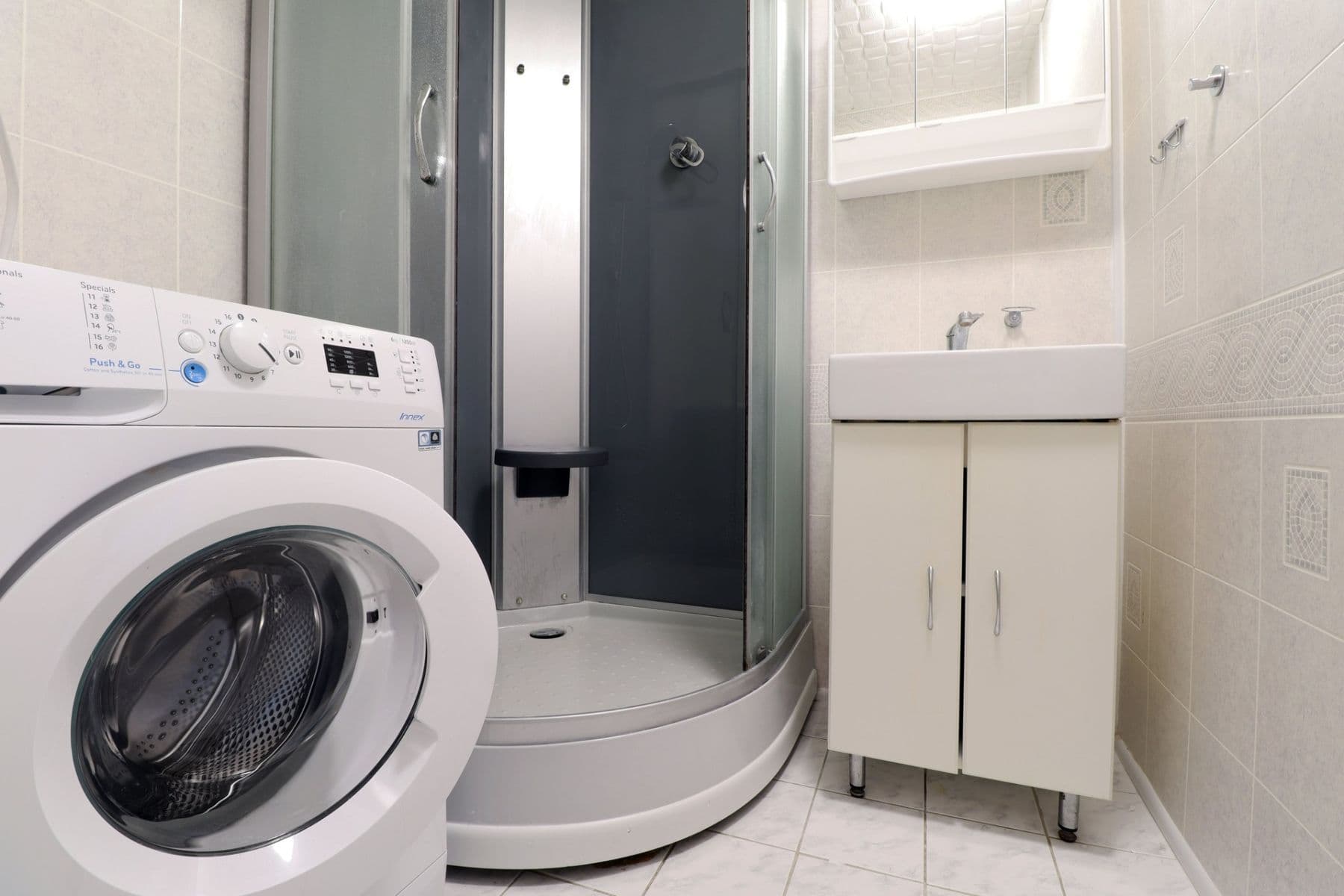 Prenájom bytu 3-izbový 70 m², Estonská, Kladno, Středočeský kraj Prenájom bytu 3-izbový 70 m², Estonská, Kladno, Středočeský kraj