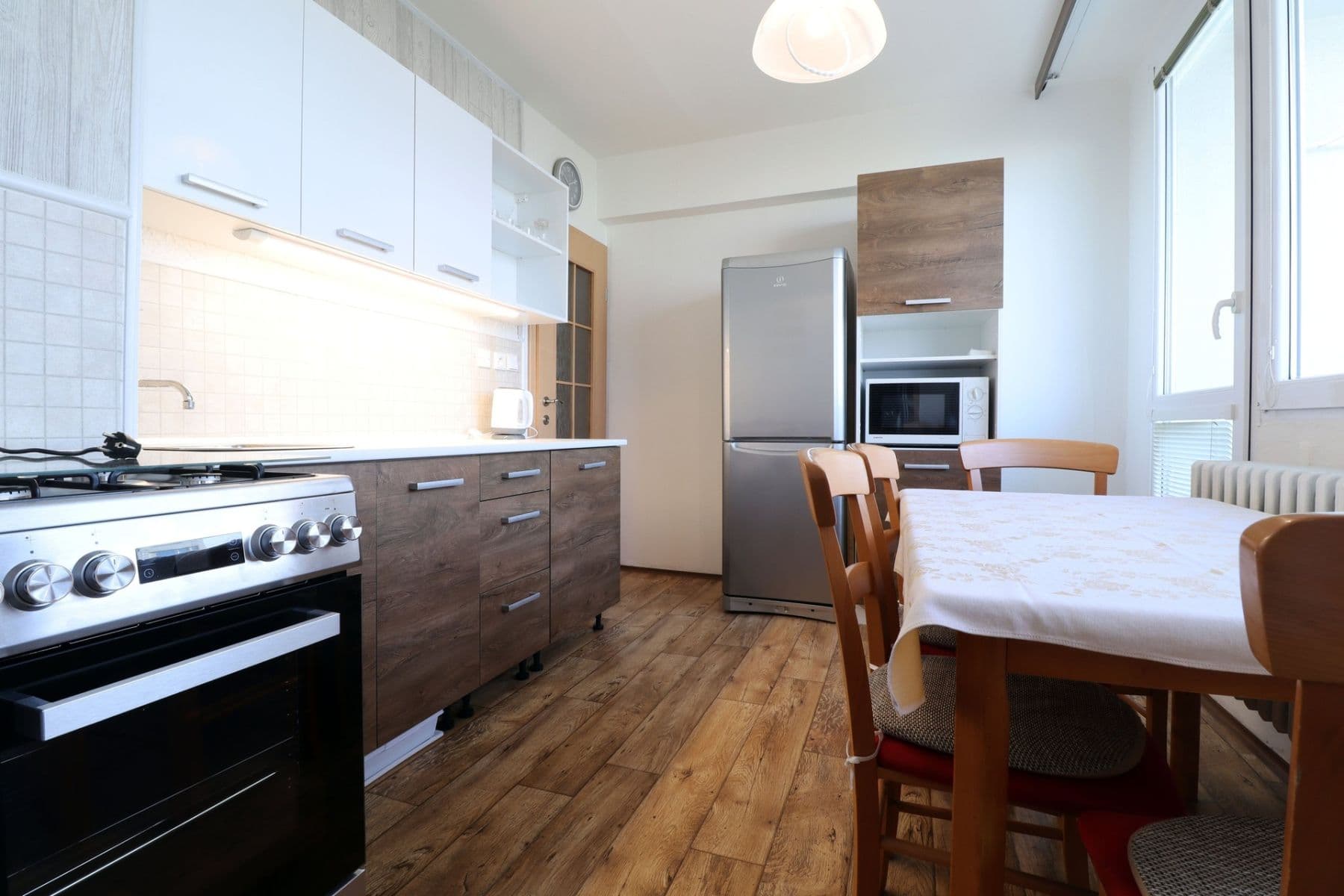 Prenájom bytu 3-izbový 70 m², Estonská, Kladno, Středočeský kraj Prenájom bytu 3-izbový 70 m², Estonská, Kladno, Středočeský kraj