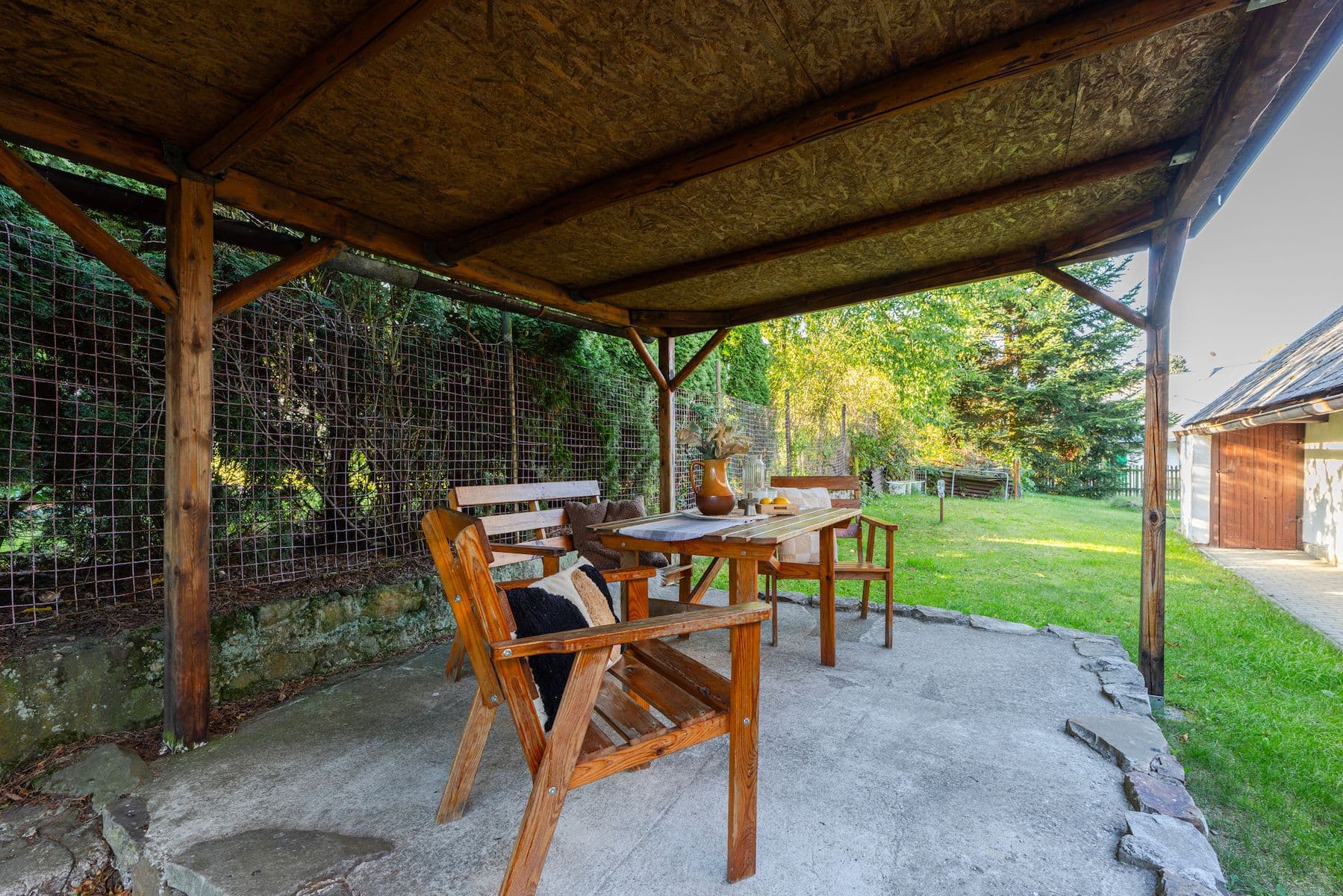 Predaj rekreačného objektu 90 m², pozemek 933 m², Olešná, Středočeský kraj Predaj rekreačného objektu 90 m², pozemek 933 m², Olešná, Středočeský kraj