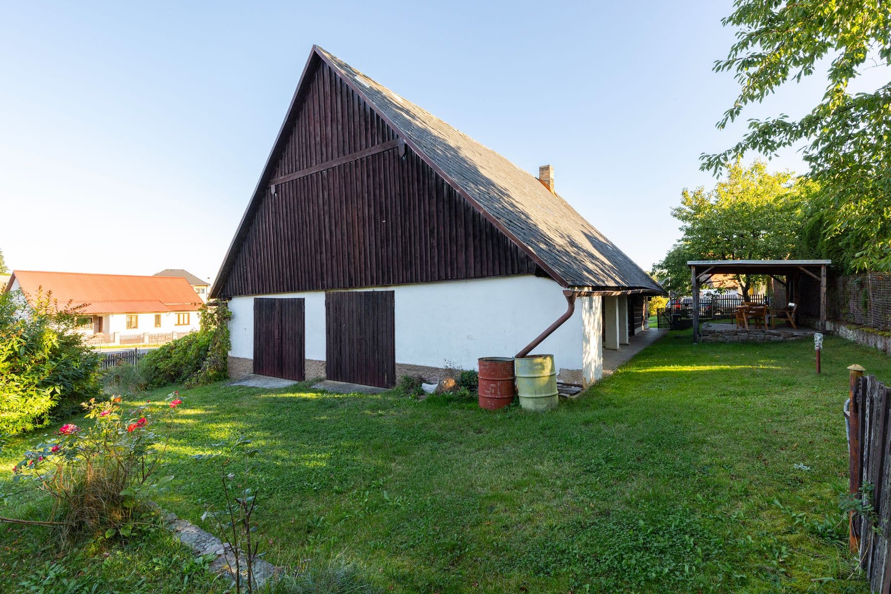 Predaj rekreačného objektu 90 m², pozemek 933 m², Olešná, Středočeský kraj Predaj rekreačného objektu 90 m², pozemek 933 m², Olešná, Středočeský kraj