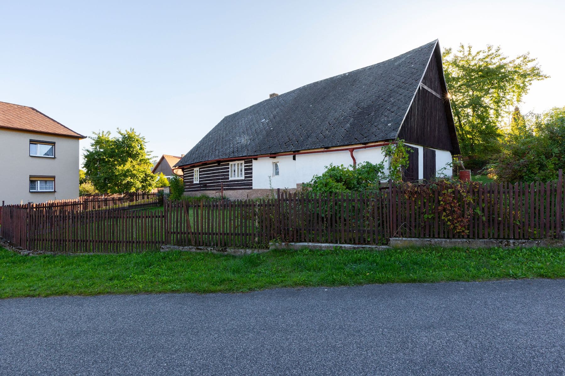 Predaj rekreačného objektu 90 m², pozemek 933 m², Olešná, Středočeský kraj Predaj rekreačného objektu 90 m², pozemek 933 m², Olešná, Středočeský kraj