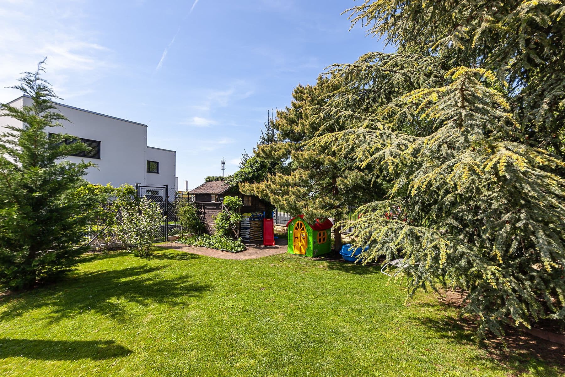 Predaj domu 270 m², pozemek 598 m², K Remízku, Vestec, Středočeský kraj Predaj domu 270 m², pozemek 598 m², K Remízku, Vestec, Středočeský kraj