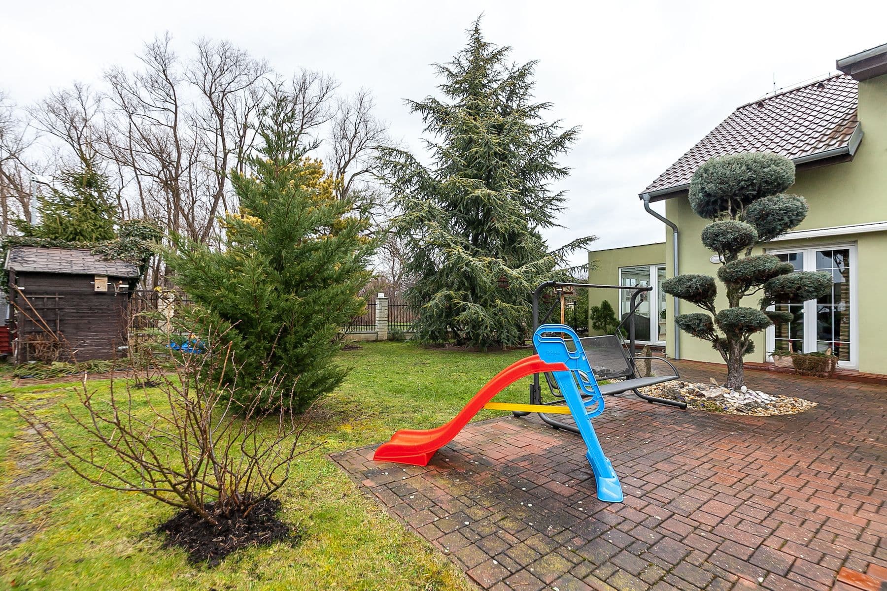 Predaj domu 270 m², pozemek 598 m², K Remízku, Vestec, Středočeský kraj Predaj domu 270 m², pozemek 598 m², K Remízku, Vestec, Středočeský kraj