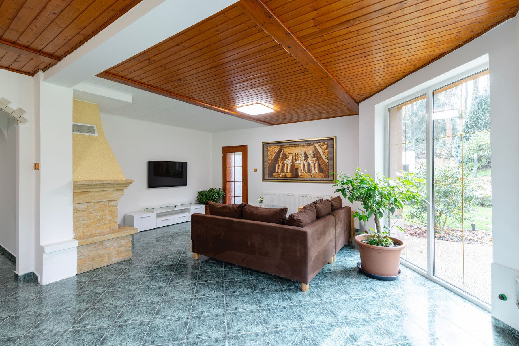 Predaj domu 240 m², pozemek 2.000 m², Luční, Kamenice, Středočeský kraj Predaj domu 240 m², pozemek 2.000 m², Luční, Kamenice, Středočeský kraj