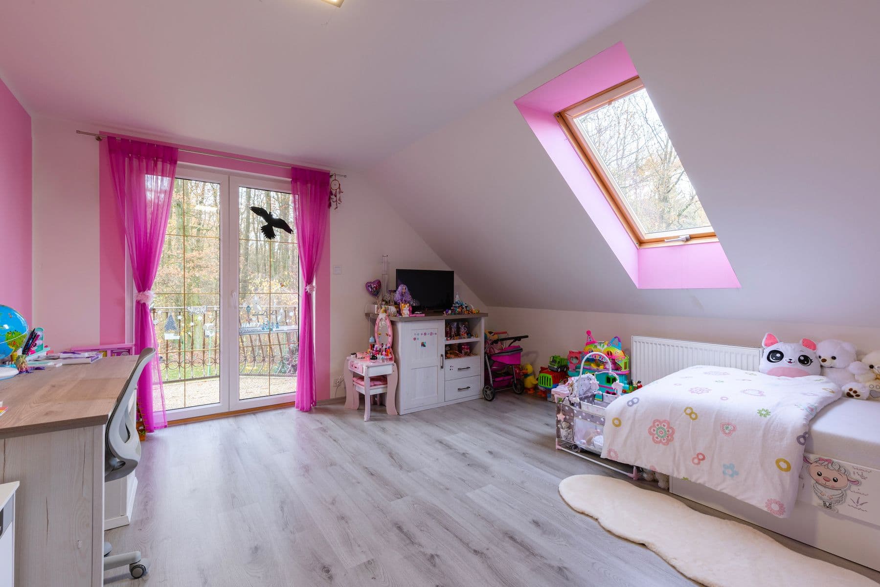 Predaj domu 240 m², pozemek 2.000 m², Luční, Kamenice, Středočeský kraj Predaj domu 240 m², pozemek 2.000 m², Luční, Kamenice, Středočeský kraj