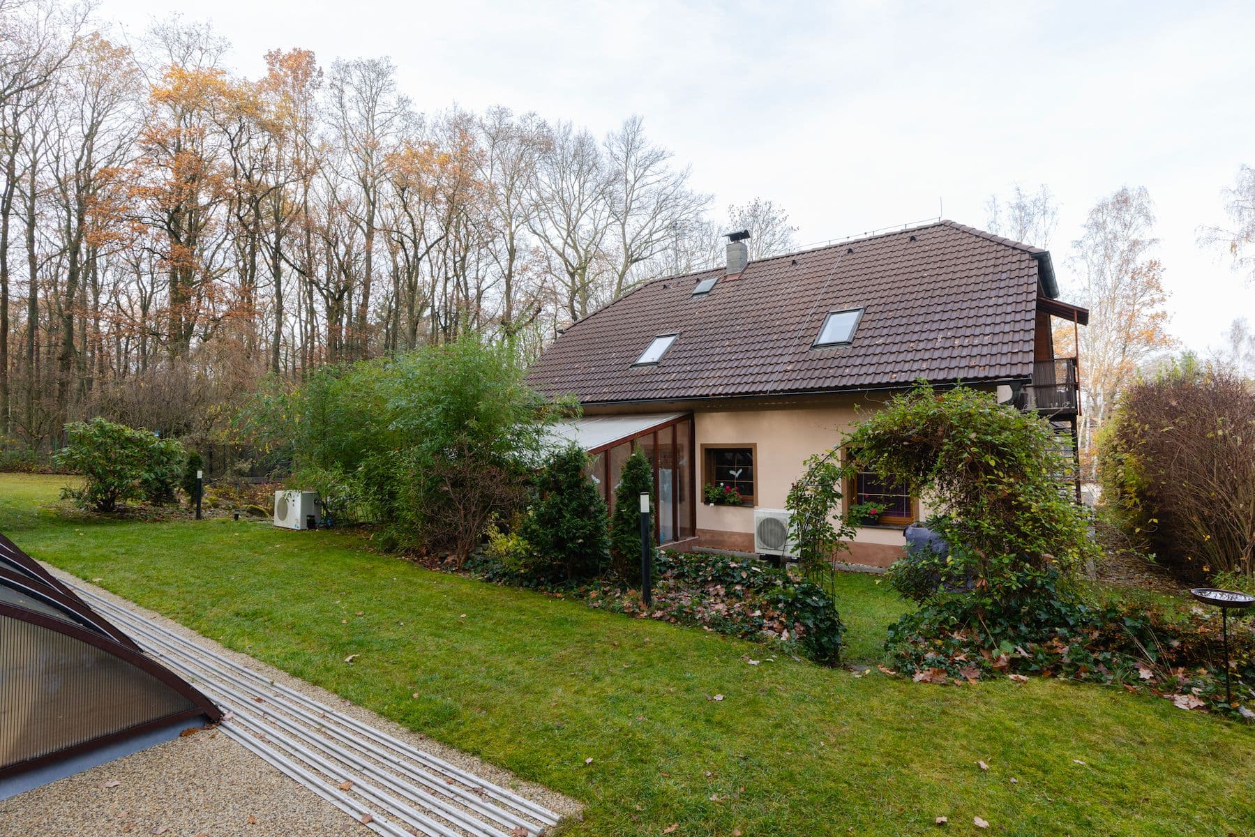 Predaj domu 240 m², pozemek 2.000 m², Luční, Kamenice, Středočeský kraj Predaj domu 240 m², pozemek 2.000 m², Luční, Kamenice, Středočeský kraj