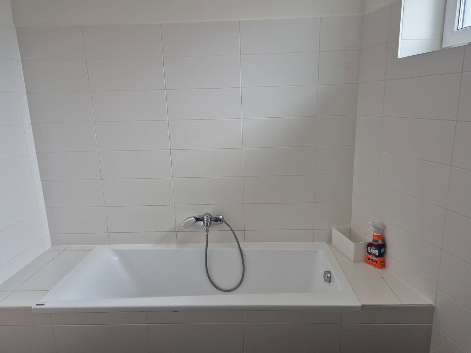 Prenájom bytu 3-izbový 107 m², Premonstrátů, Chýně, Středočeský kraj Prenájom bytu 3-izbový 107 m², Premonstrátů, Chýně, Středočeský kraj