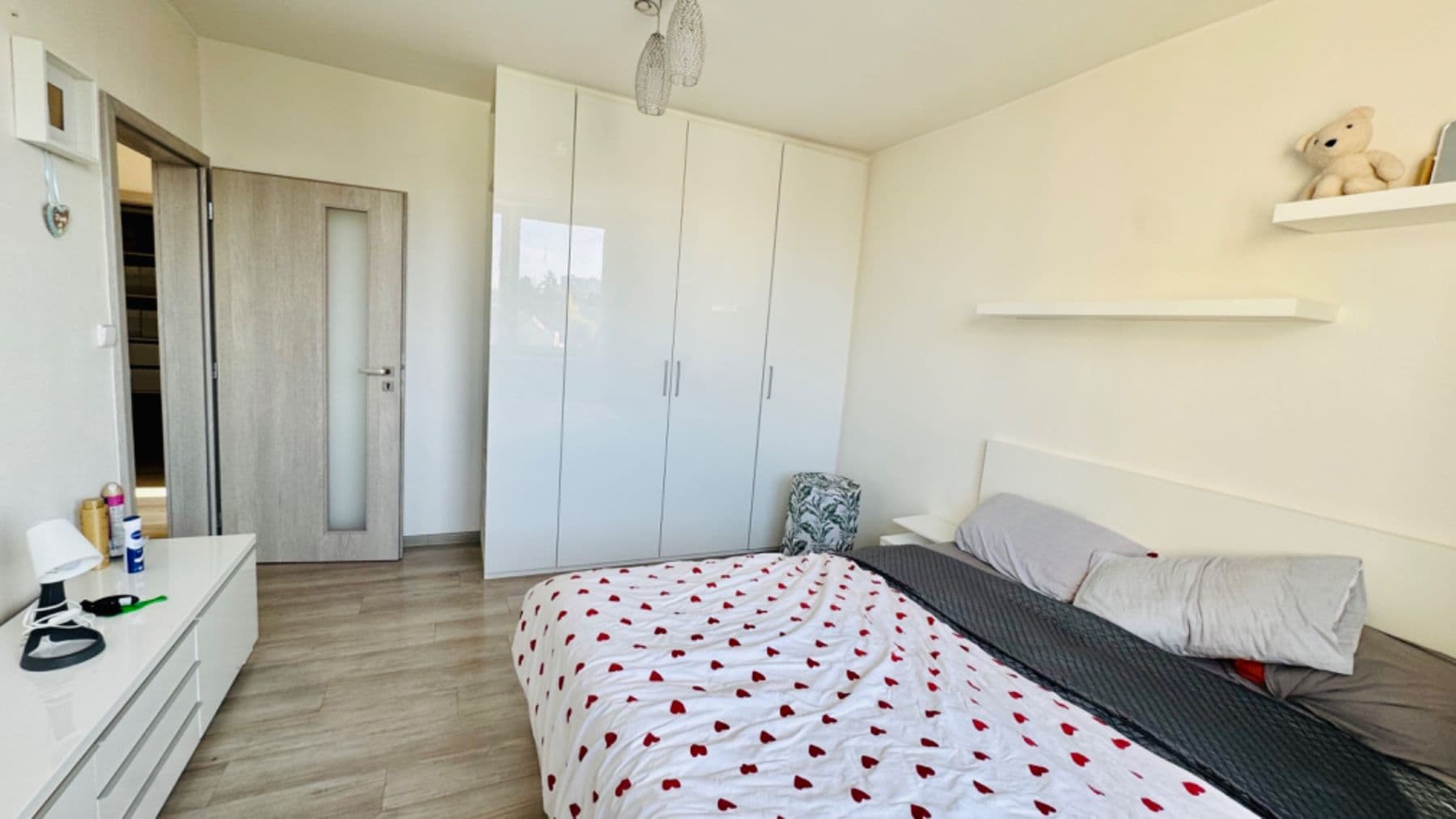 Prenájom bytu 3-izbový 70 m², Radčina, Praha, Praha Prenájom bytu 3-izbový 70 m², Radčina, Praha, Praha