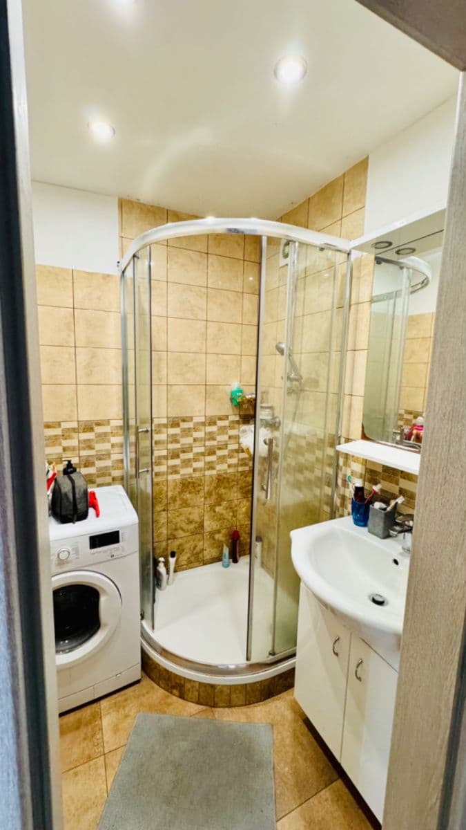 Prenájom bytu 3-izbový 70 m², Radčina, Praha, Praha Prenájom bytu 3-izbový 70 m², Radčina, Praha, Praha