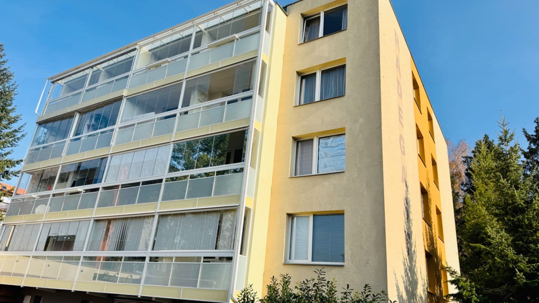 Prenájom bytu 3-izbový 70 m², Radčina, Praha, Praha Prenájom bytu 3-izbový 70 m², Radčina, Praha, Praha