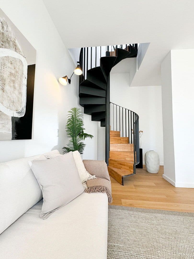 Predaj bytu 3-izbový 100 m², Berlin, Berlín Predaj bytu 3-izbový 100 m², Berlin, Berlín