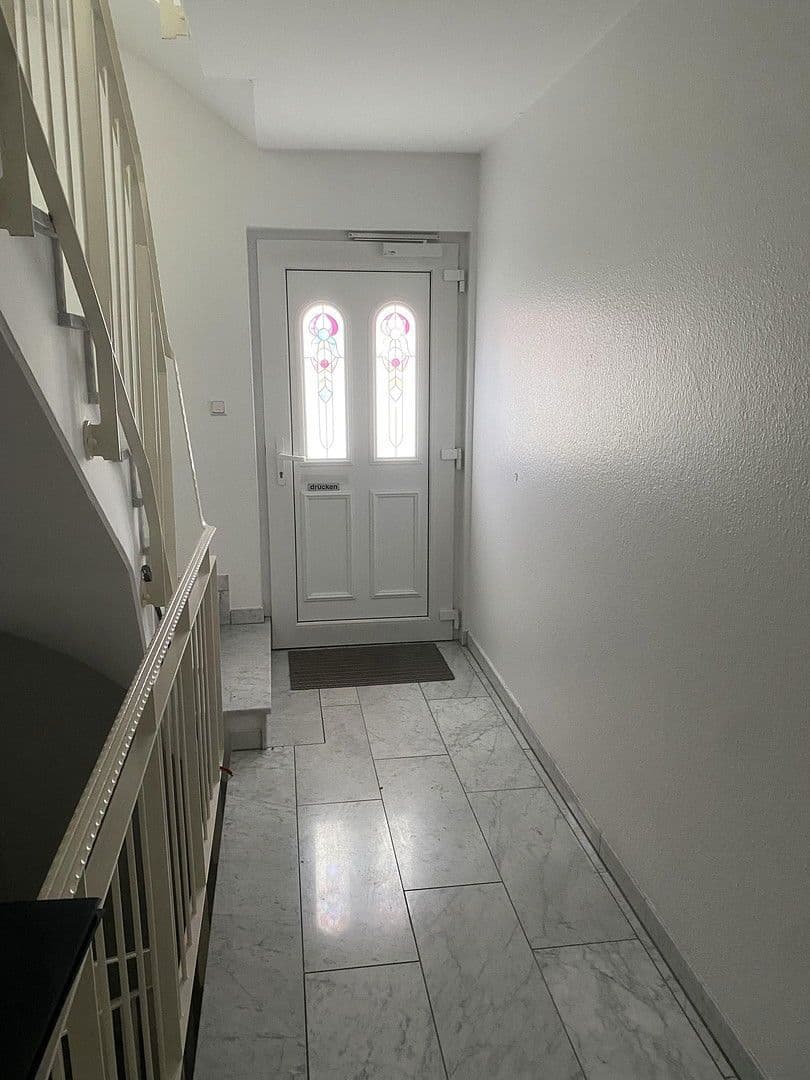 Predaj bytu 3-izbový 96 m², Steinbacher Hohl 31, Frankfurt OT Praunheim, Hesensko Predaj bytu 3-izbový 96 m², Steinbacher Hohl 31, Frankfurt OT Praunheim, Hesensko