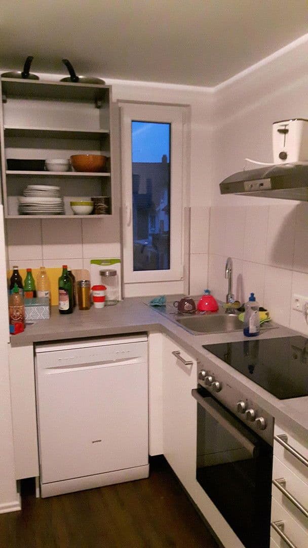 Prenájom bytu 9 m², Stuttgart, Bádensko-Wurttembersko Prenájom bytu 9 m², Stuttgart, Bádensko-Wurttembersko