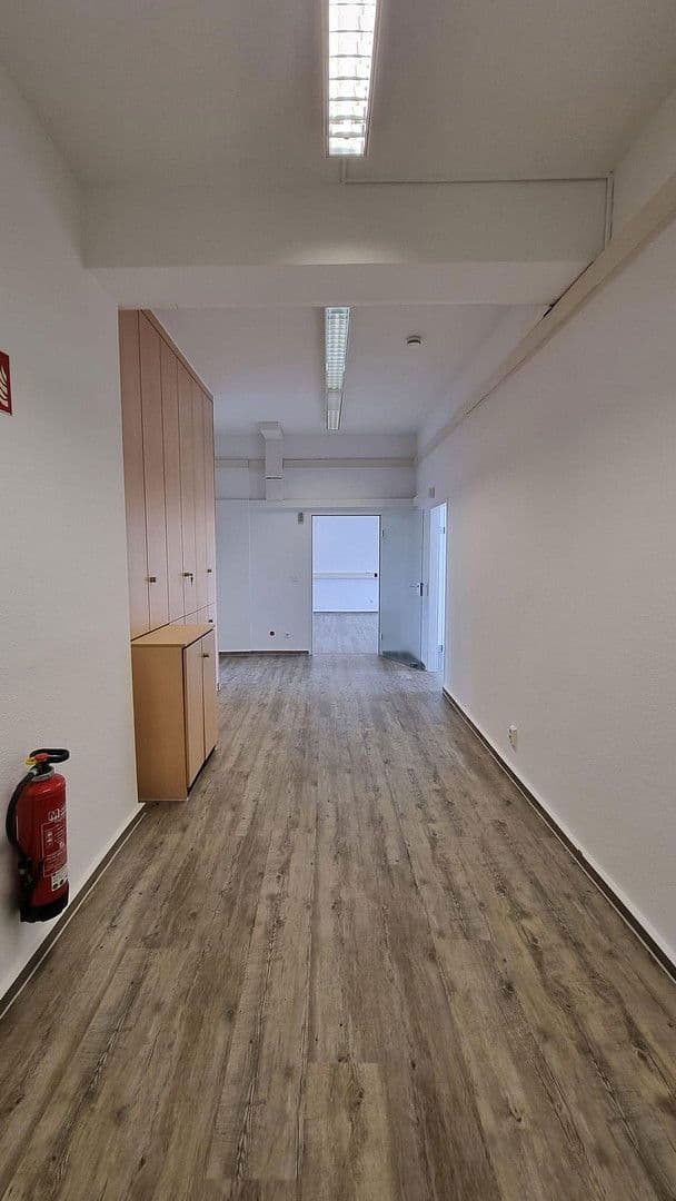 Prenájom kancelárie 145 m², Grusonstraße 55, Hamburg, Hamburg Prenájom kancelárie 145 m², Grusonstraße 55, Hamburg, Hamburg