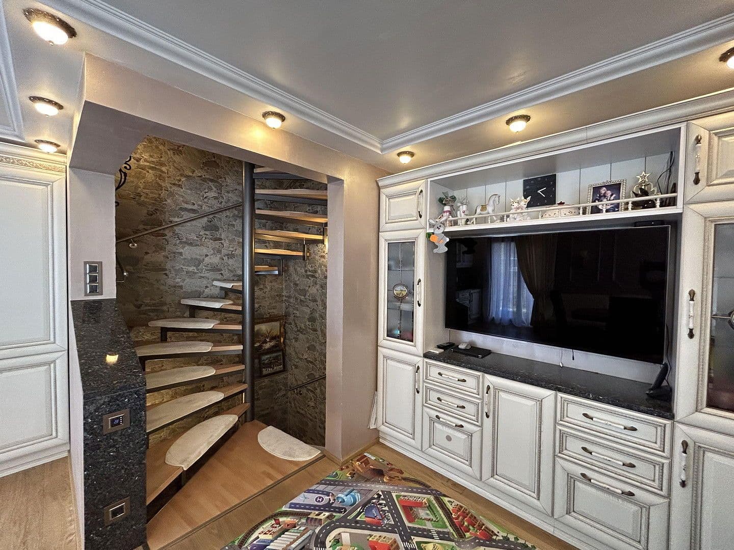 Predaj bytu 5-izbový 116 m², Garmisch-Partenkirchen, Bavorsko Predaj bytu 5-izbový 116 m², Garmisch-Partenkirchen, Bavorsko