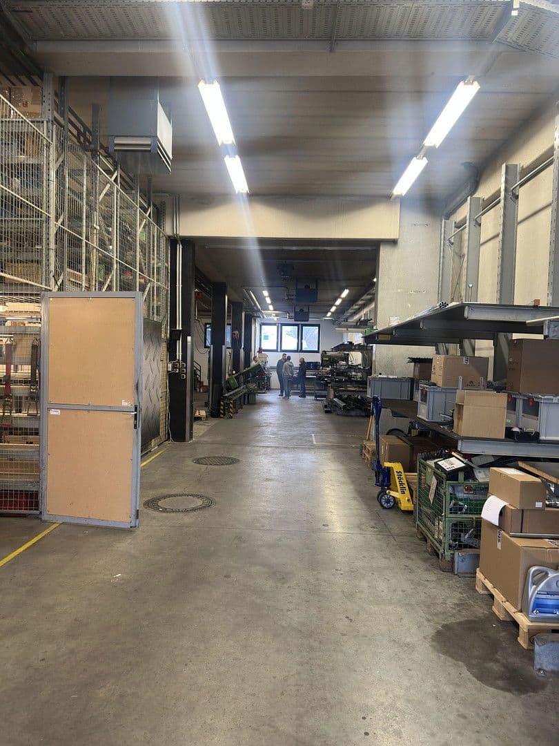 Prenájom nebytového priestoru 1.380 m², Industriestraße 23, Guntramsdorf, Dolné Rakúsko Prenájom nebytového priestoru 1.380 m², Industriestraße 23, Guntramsdorf, Dolné Rakúsko