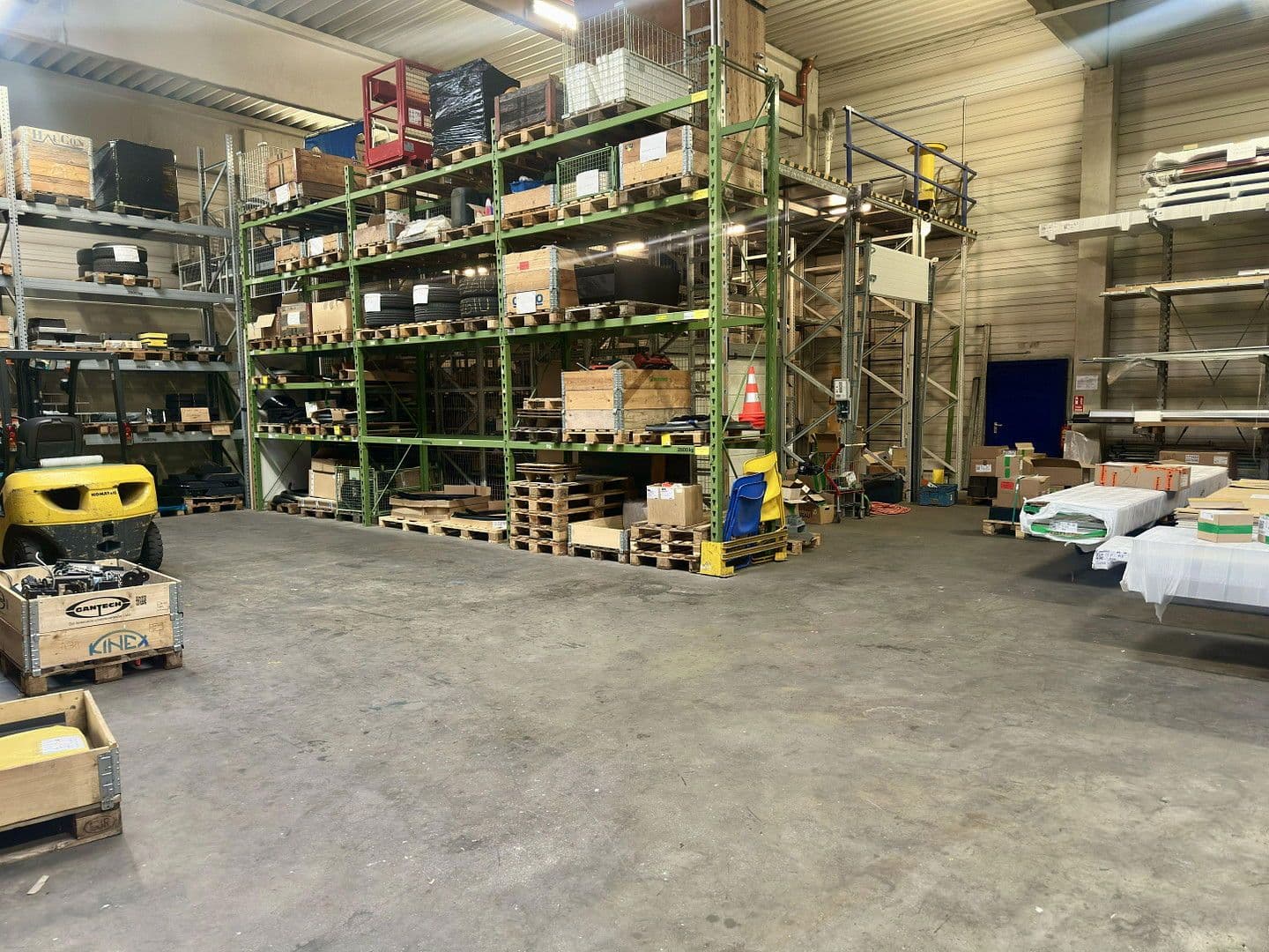 Prenájom nebytového priestoru 1.380 m², Industriestraße 23, Guntramsdorf, Dolné Rakúsko Prenájom nebytového priestoru 1.380 m², Industriestraße 23, Guntramsdorf, Dolné Rakúsko