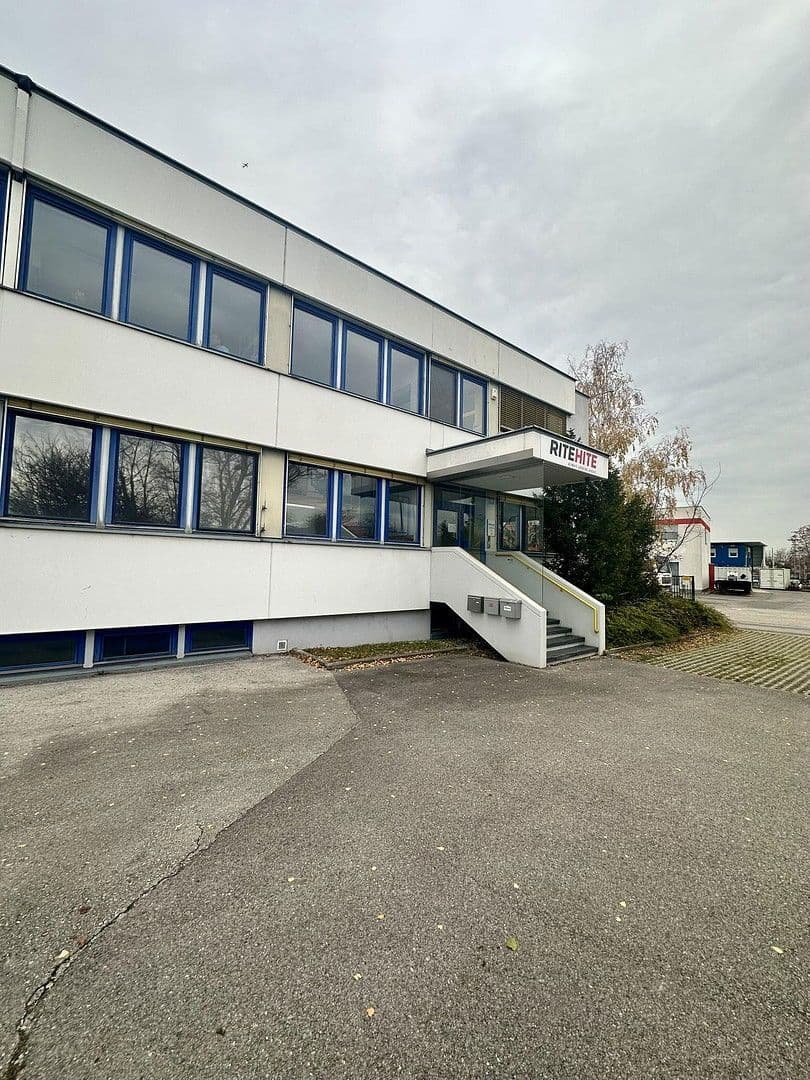 Prenájom nebytového priestoru 1.380 m², Industriestraße 23, Guntramsdorf, Dolné Rakúsko Prenájom nebytového priestoru 1.380 m², Industriestraße 23, Guntramsdorf, Dolné Rakúsko