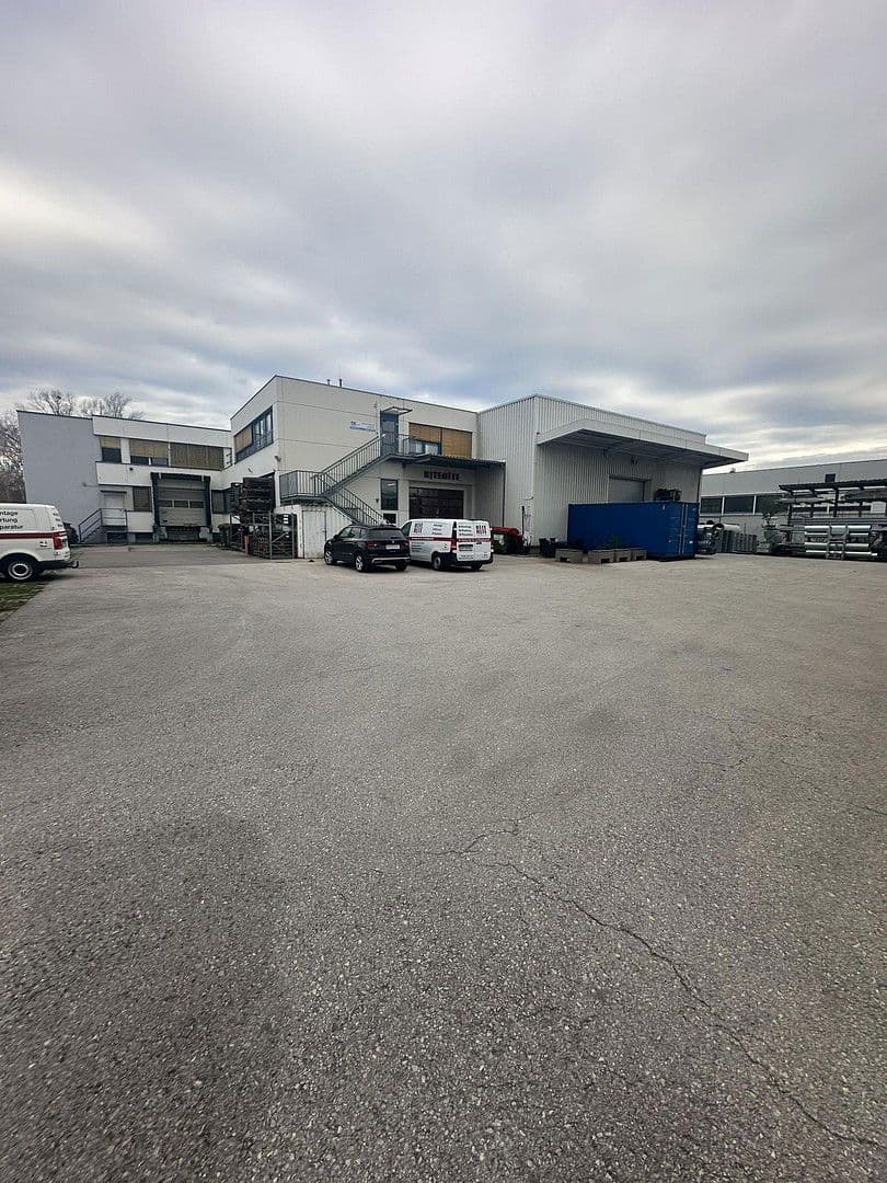 Prenájom nebytového priestoru 1.380 m², Industriestraße 23, Guntramsdorf, Dolné Rakúsko Prenájom nebytového priestoru 1.380 m², Industriestraße 23, Guntramsdorf, Dolné Rakúsko