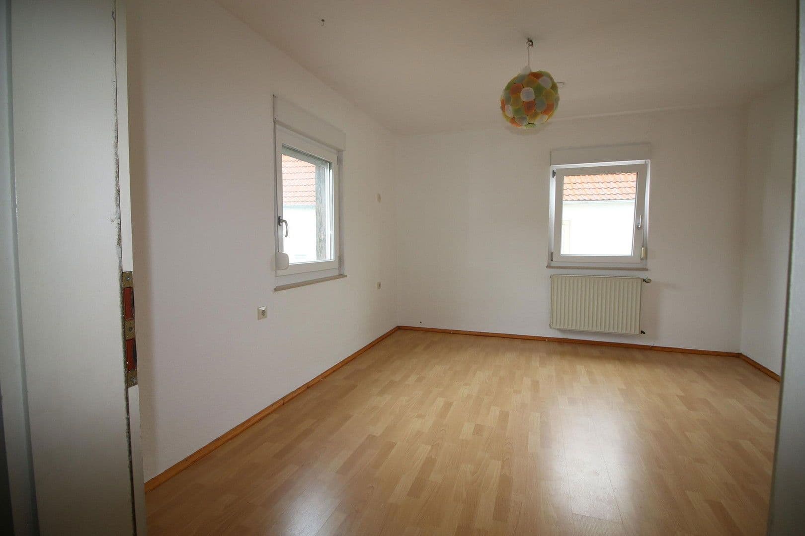 Predaj domu 121 m², pozemek 270 m², Flurstraße 7, Otterberg, Porýnie-Falcko Predaj domu 121 m², pozemek 270 m², Flurstraße 7, Otterberg, Porýnie-Falcko