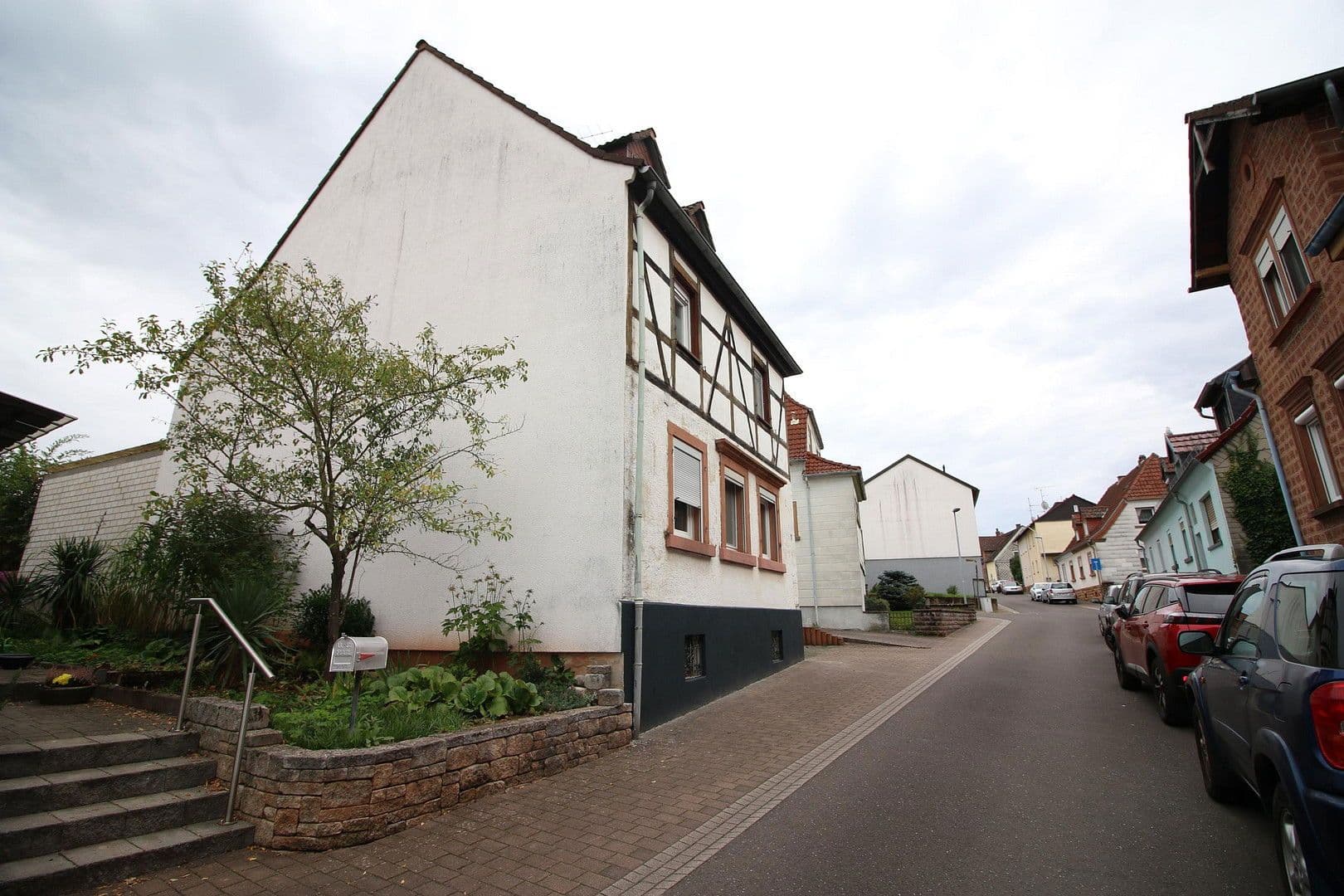 Predaj domu 121 m², pozemek 270 m², Flurstraße 7, Otterberg, Porýnie-Falcko Predaj domu 121 m², pozemek 270 m², Flurstraße 7, Otterberg, Porýnie-Falcko