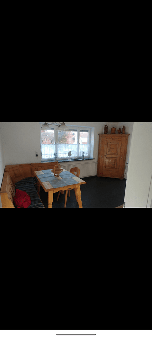 Predaj domu 200 m², pozemek 640 m², Unterthingau, Bavorsko Predaj domu 200 m², pozemek 640 m², Unterthingau, Bavorsko