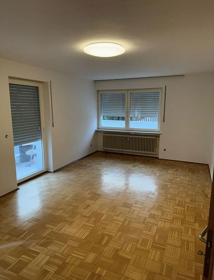 Prenájom bytu 2-izbový 75 m², Kelheim, Bavorsko Prenájom bytu 2-izbový 75 m², Kelheim, Bavorsko