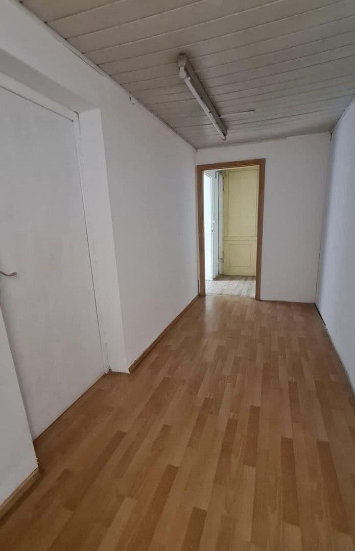 Prenájom nebytového priestoru 135 m², Erfurt, Durínsko Prenájom nebytového priestoru 135 m², Erfurt, Durínsko