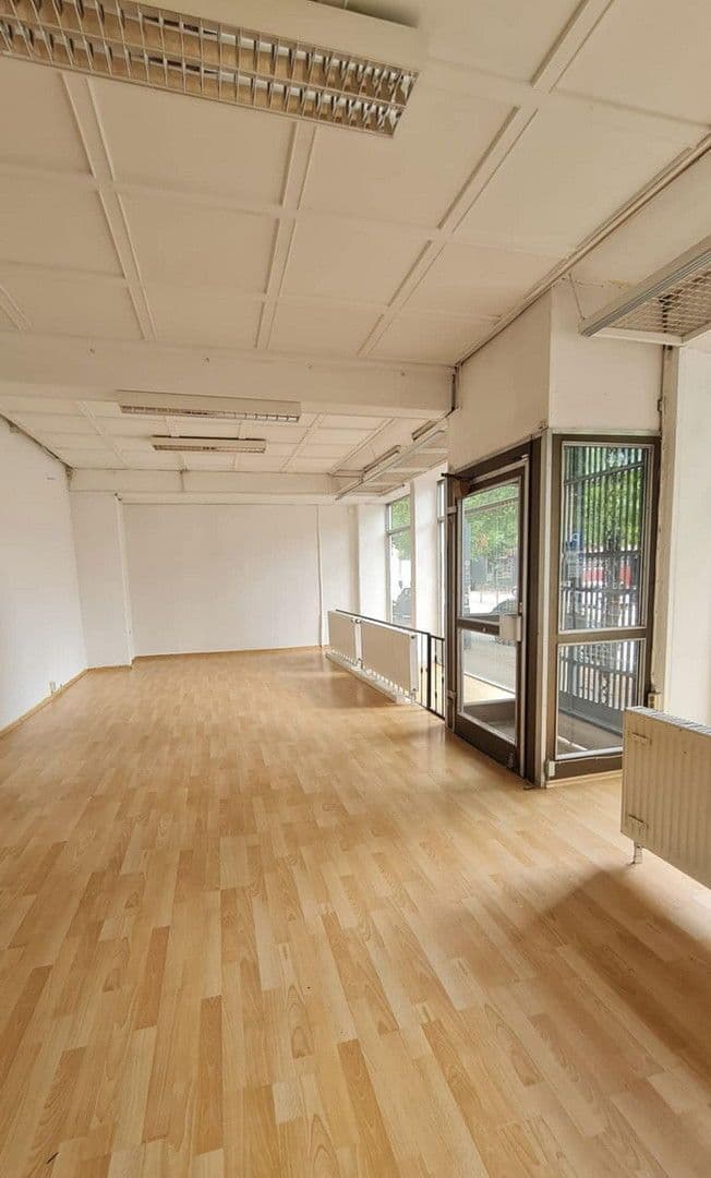 Prenájom nebytového priestoru 135 m², Erfurt, Durínsko Prenájom nebytového priestoru 135 m², Erfurt, Durínsko