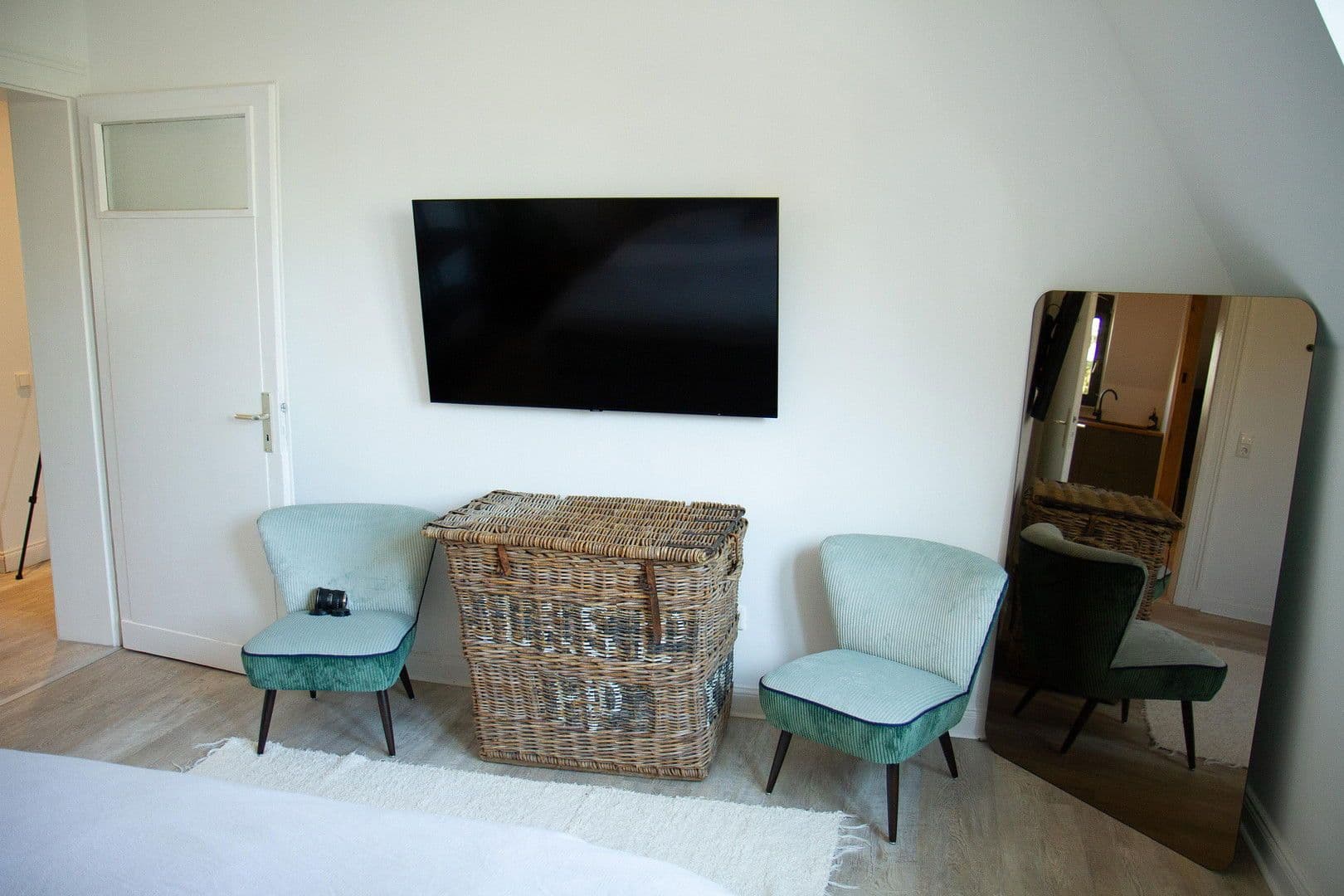 Prenájom bytu 2-izbový 70 m², Mülheim Ruhr, Severné Porýnie - Westfálsko Prenájom bytu 2-izbový 70 m², Mülheim Ruhr, Severné Porýnie - Westfálsko