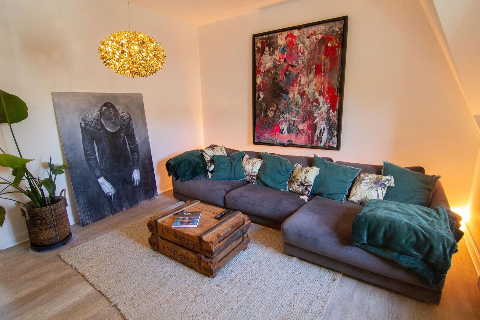 Prenájom bytu 2-izbový 70 m², Mülheim Ruhr, Severné Porýnie - Westfálsko Prenájom bytu 2-izbový 70 m², Mülheim Ruhr, Severné Porýnie - Westfálsko